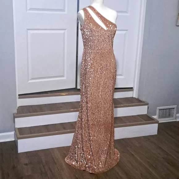 knee length dresses for ladies Silver Sequin Mermaid Maxi Dress – Sleeveless Bodycon Gown S